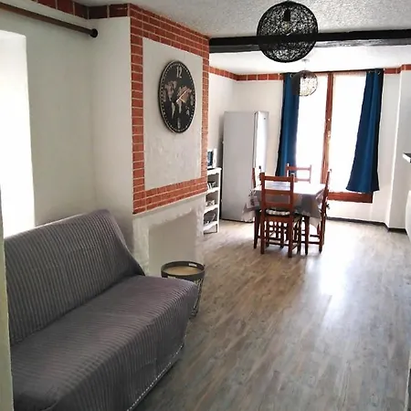 T2 Quartier Chateau De